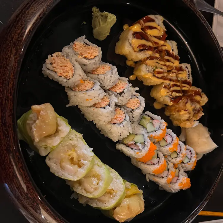 hiko-A-mon Modern Japanese Sushi Bar & Fish Market, Louisville, KY