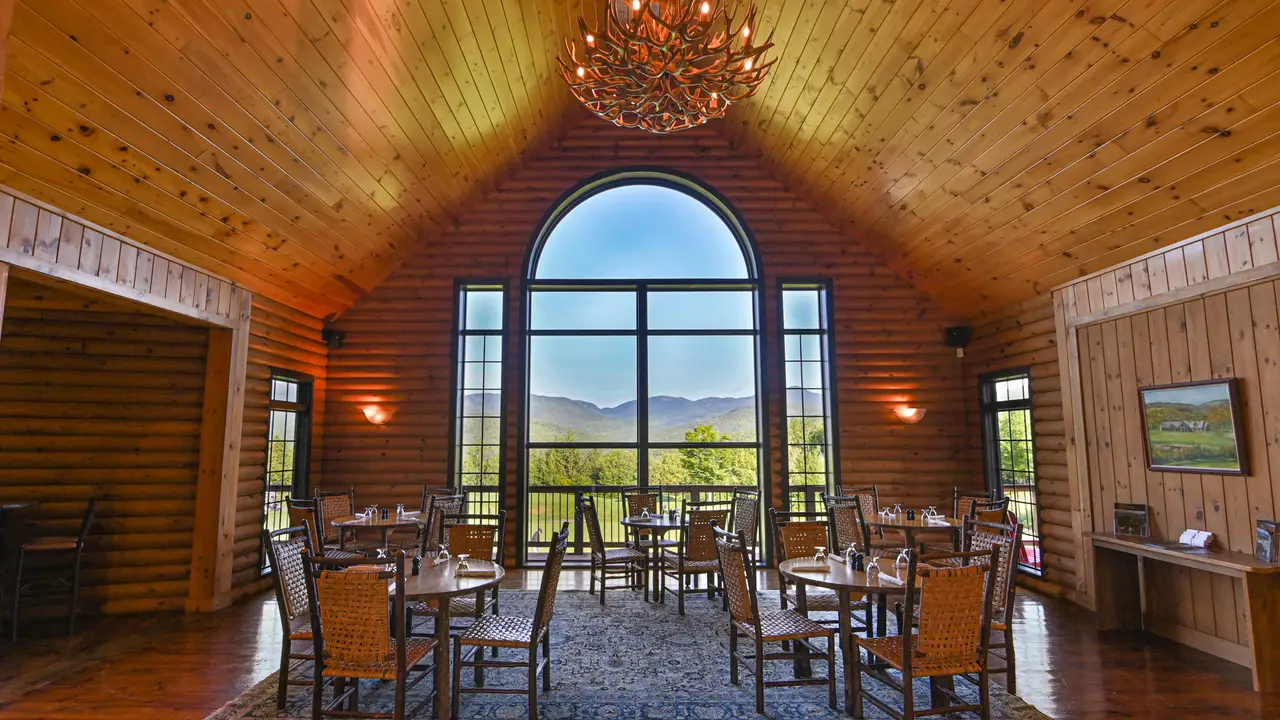 Main Dining - The Clubhouse, Newry, ME