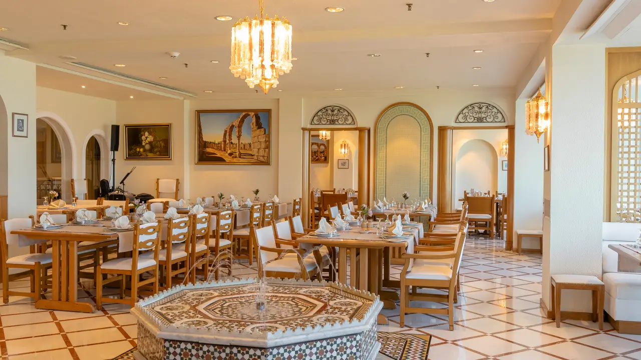 Le Tarbouche at The St. Regis Kuwait, Al Kuwayt, Al Asimah Governate