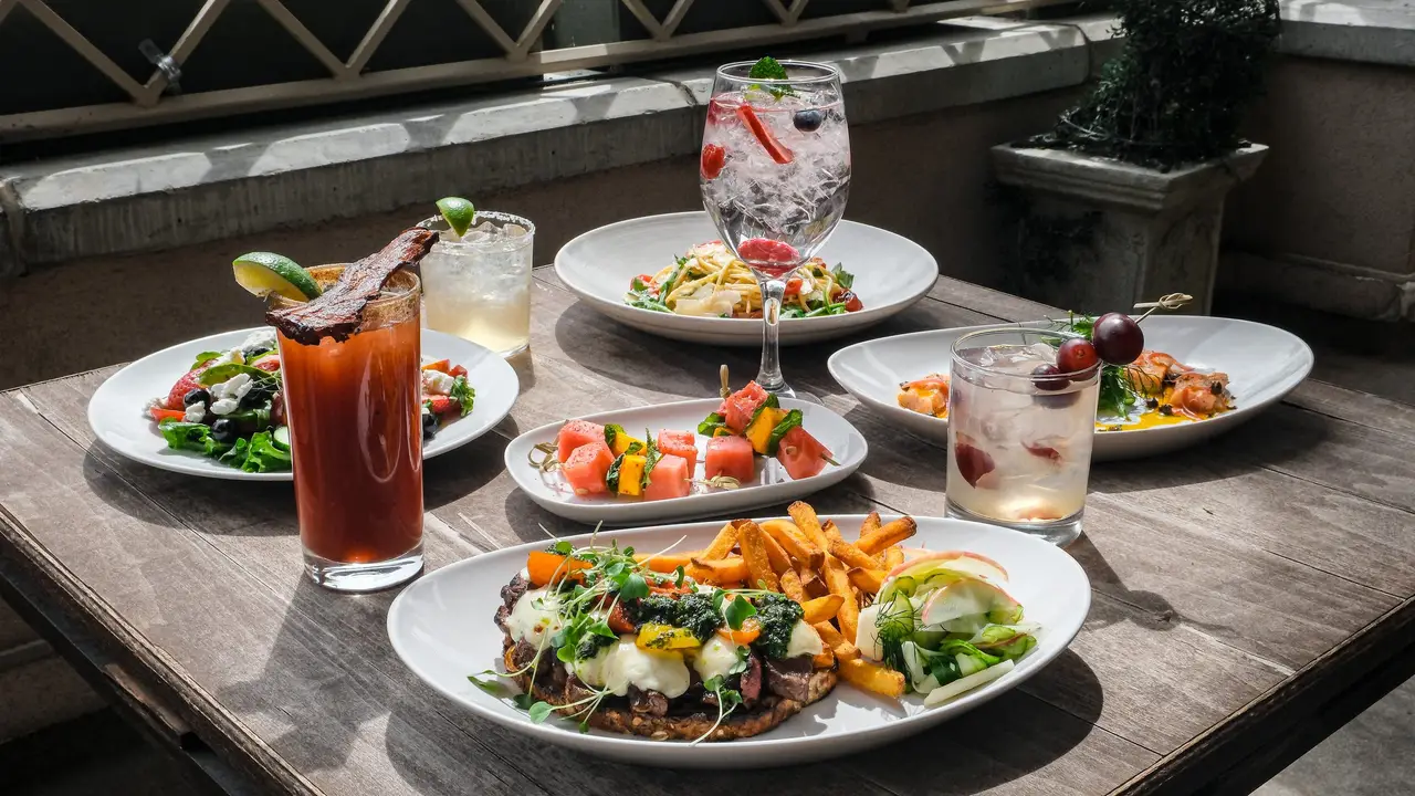 Banff Social, Banff, AB