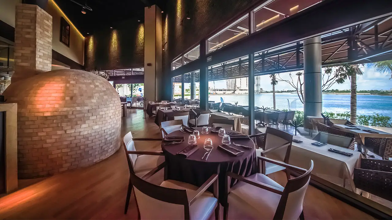 Cenacolo Marina Puerto Cancún - Cenacolo - Puerto Cancun, Cancún, ROO