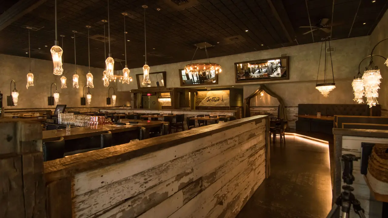 Burntwood Tavern - Naples, Naples, FL
