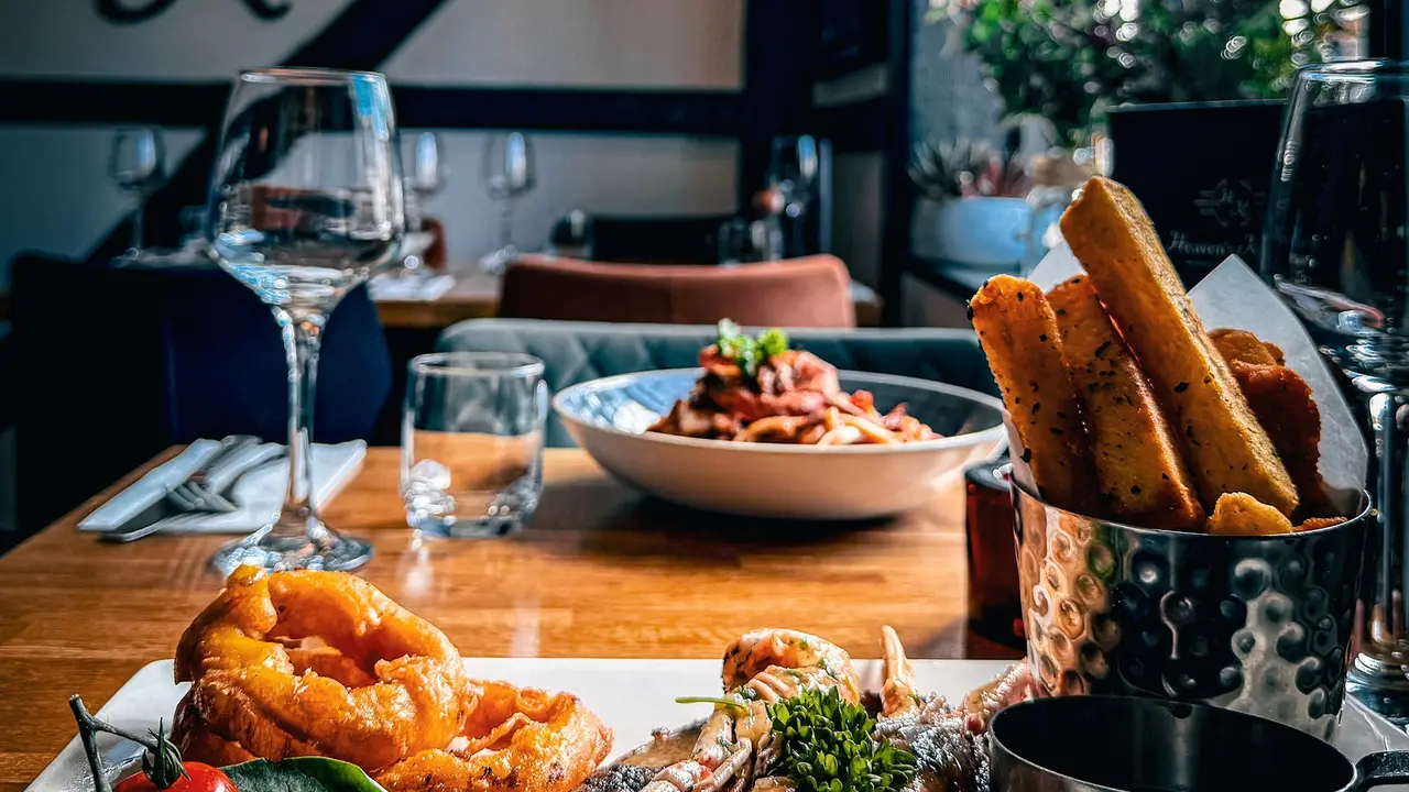 Heaven's Kitchen at The Squirrel, Hurtmore, 