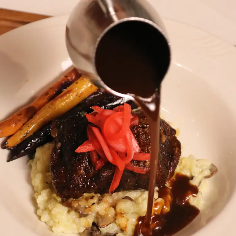 Braised Short Ribs - Bistro 880, Newark, CA