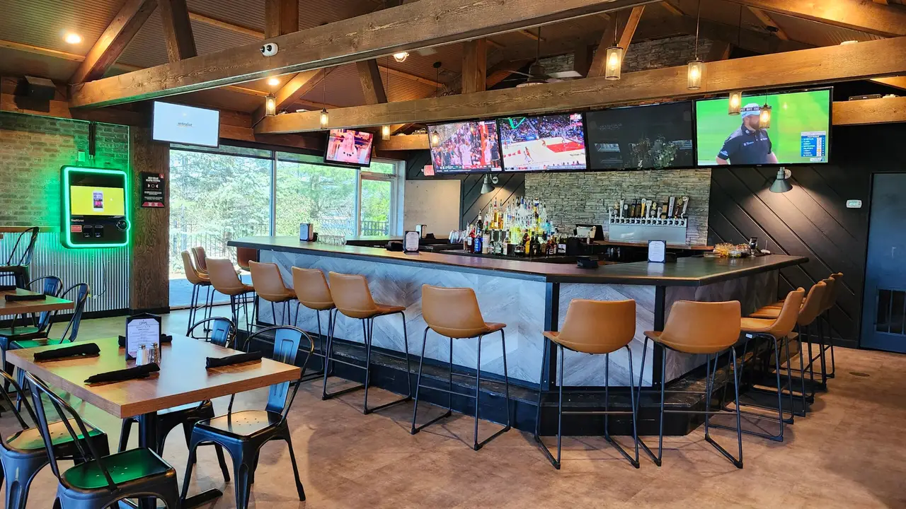 Chops Grille & Tap House, Geneva, OH