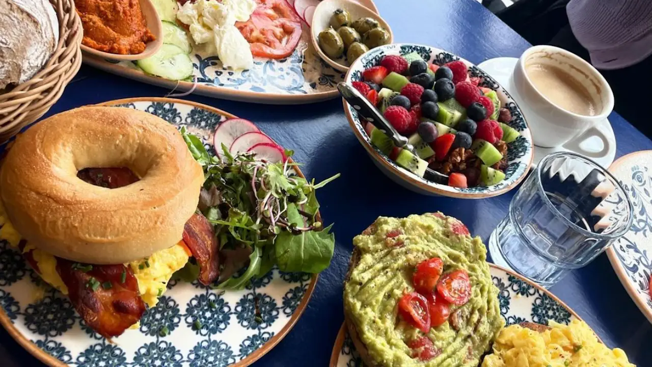 Seven Heaven Breakfast, Berlin, BE
