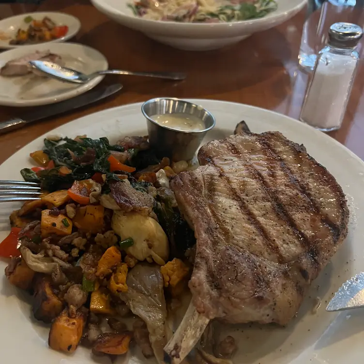 Maximillians Grill & Wine Bar, Cary, NC