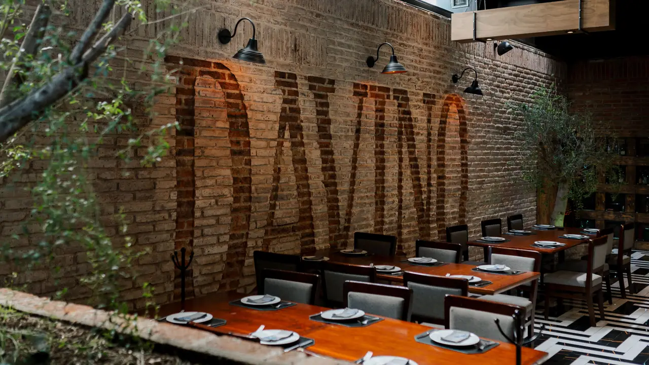 Davino Cortes Premium - Panorama, Leon, GUA