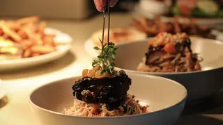 Una foto del restaurante Cypress