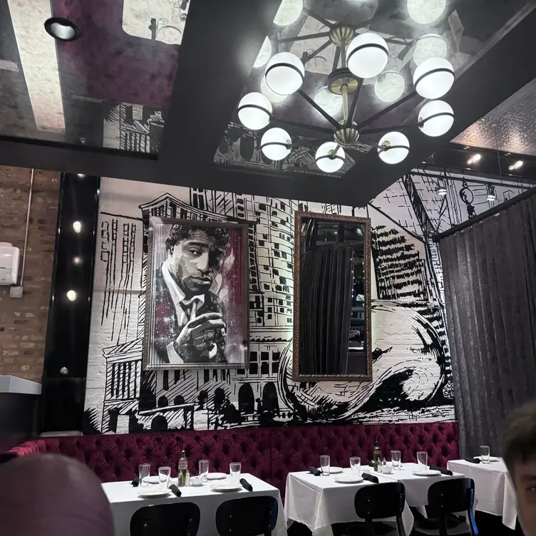 Viaggio Ristorante and Lounge, Chicago, IL