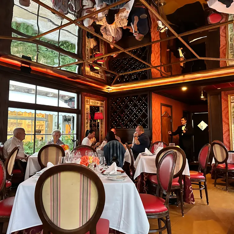 Renato's, Palm Beach, FL