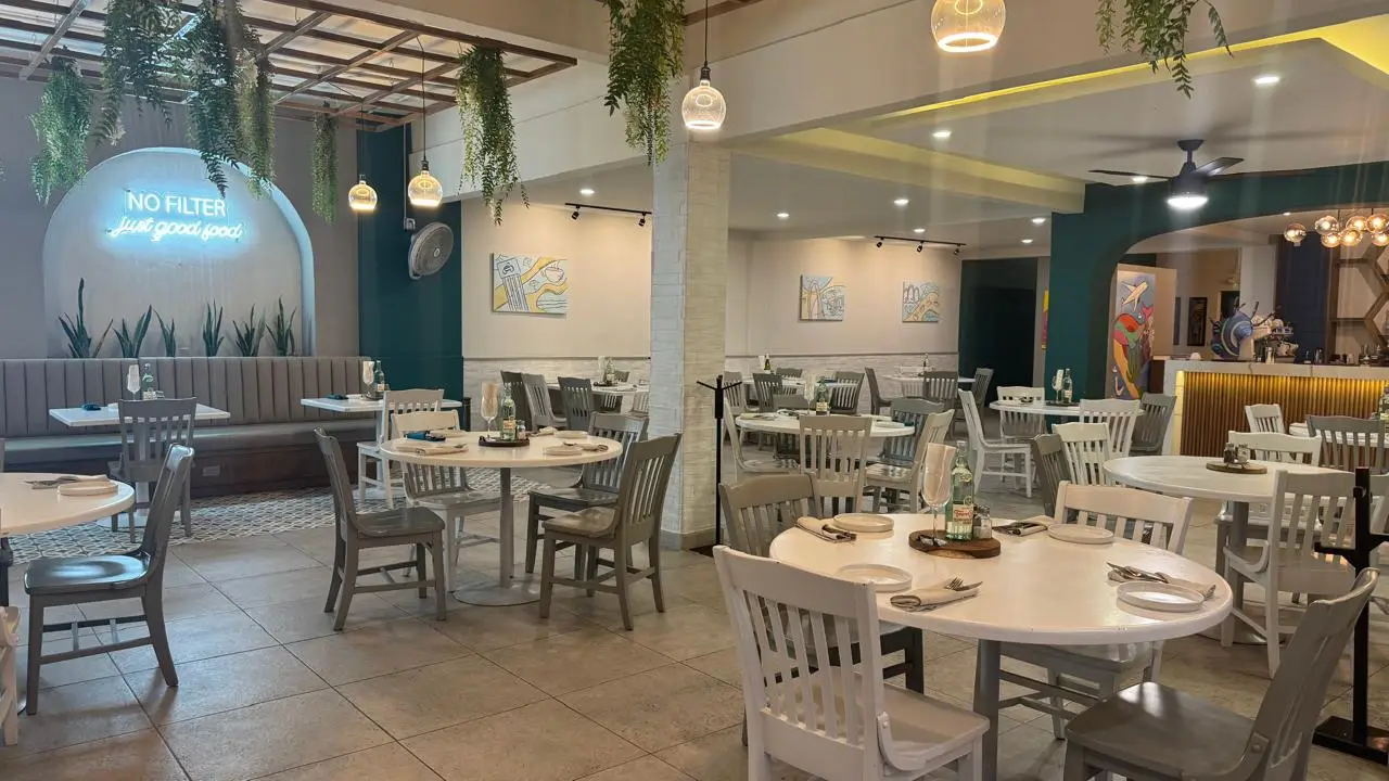 RESTAURANTE TRANQUILO Y ACOGEDOR - CRUCE RESTAURANTE，BCNTijuana