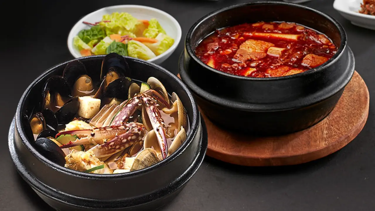 Bulgogi Brothers - Evia, Las Piñas, Metro Manila