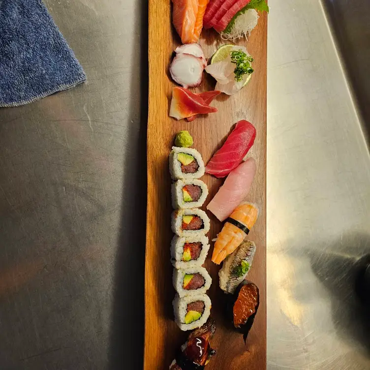 Sushi & Sashimi Dinner - Mizuno Japanese Restaurant, Virginia Beach, VA