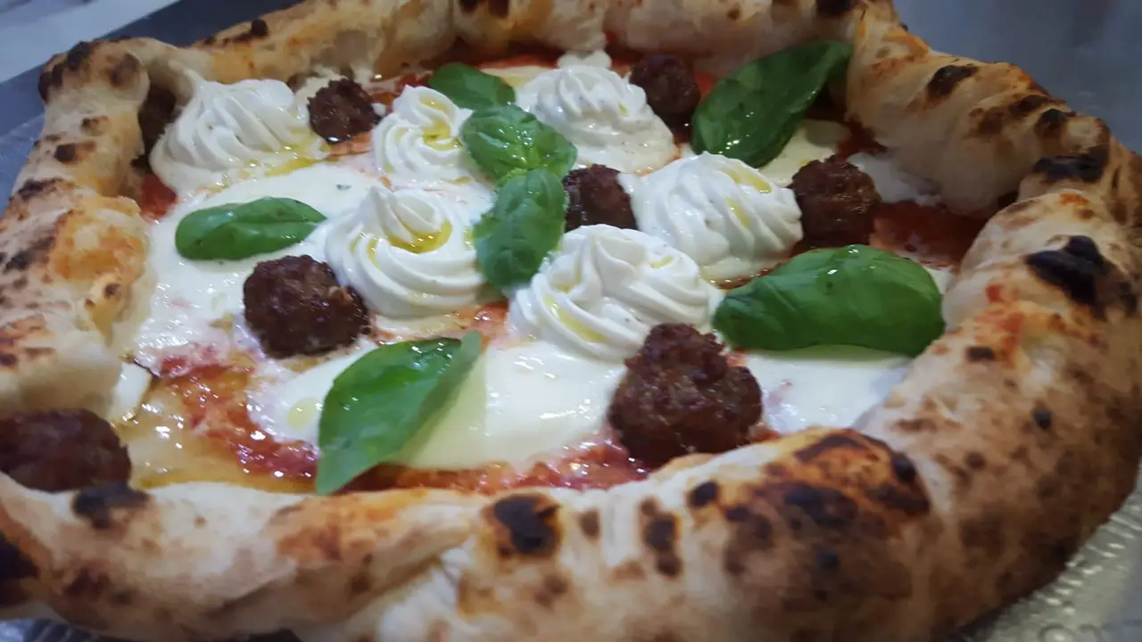 Ristorante Pizzeria 081, Naples, CM