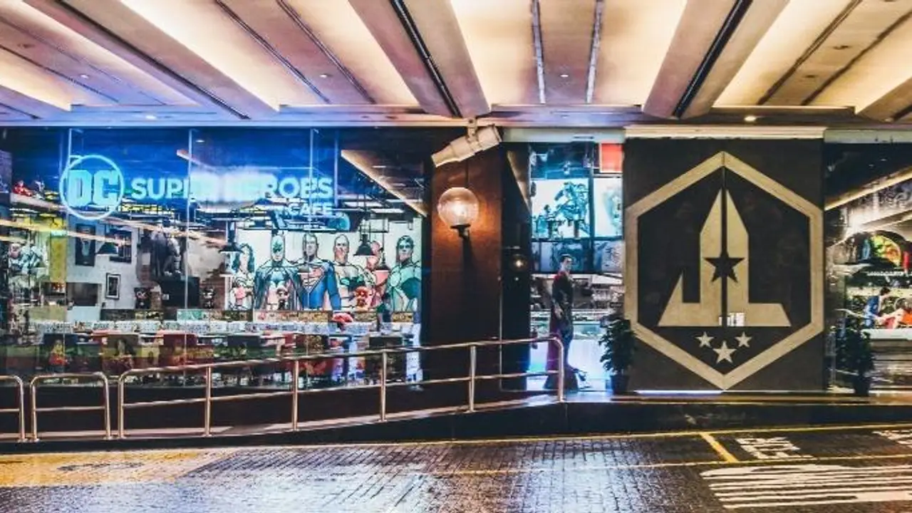 DC Comics Super Heroes Cafe - Takashimaya, Singapore, 