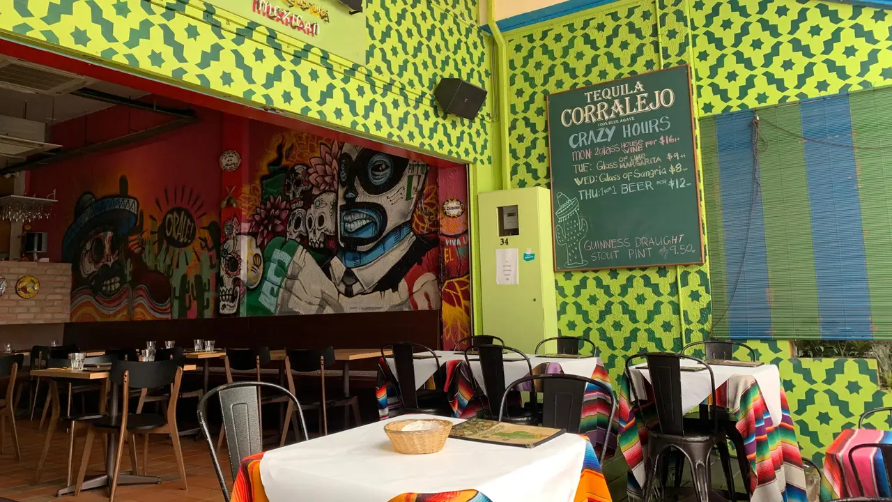El Patio Restaurant & Wine Bar, Singapore, 
