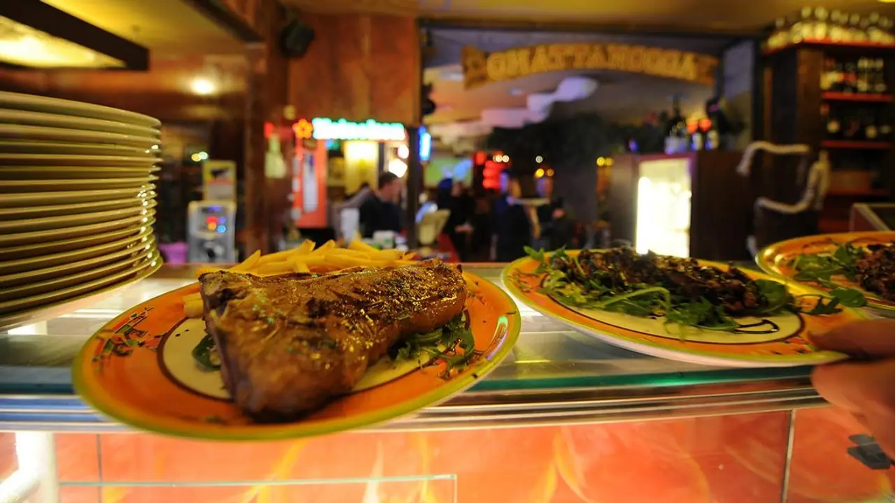 Chattanooga Saloon Appia, Rome, LA