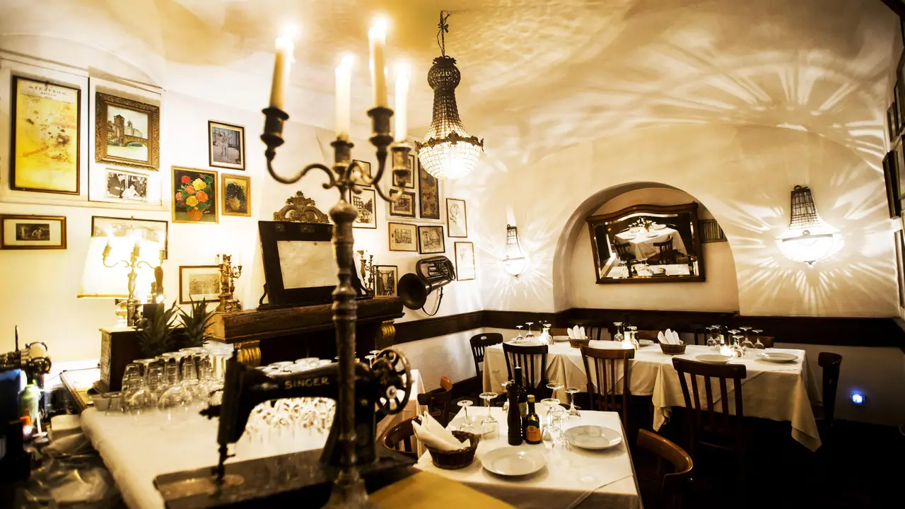 La Casa di Ninetta, Naples, CM