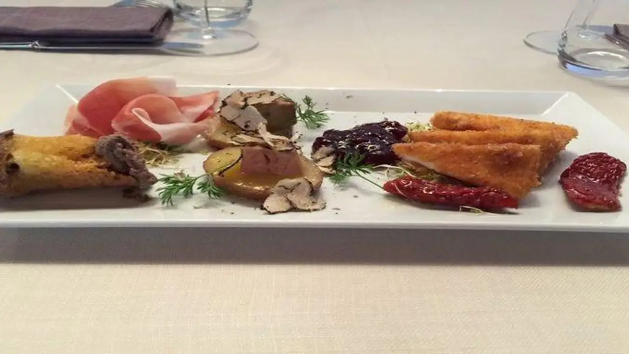Ristorante La Botte Di Bacco, Radda In Chianti, TO