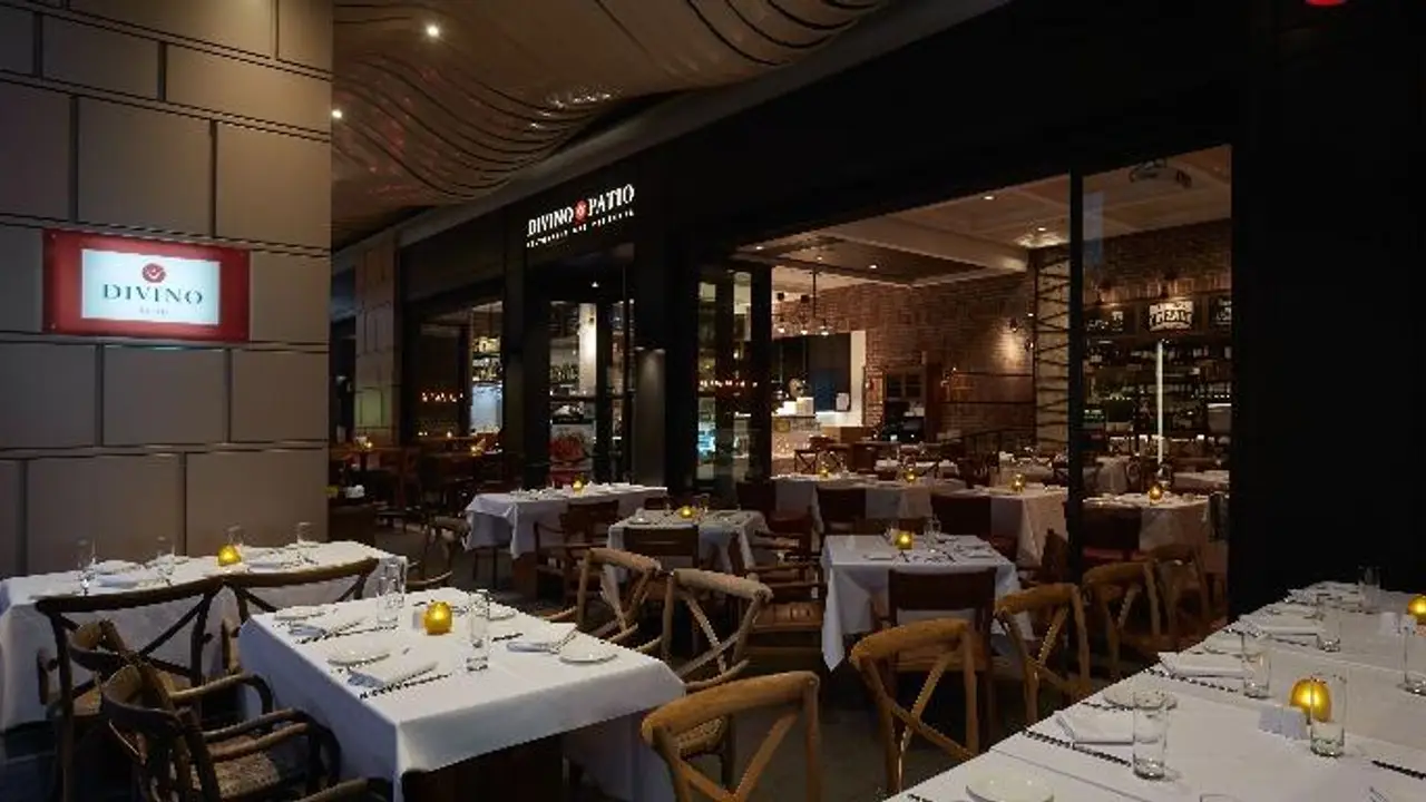 DiVino Patio, Hong Kong, 