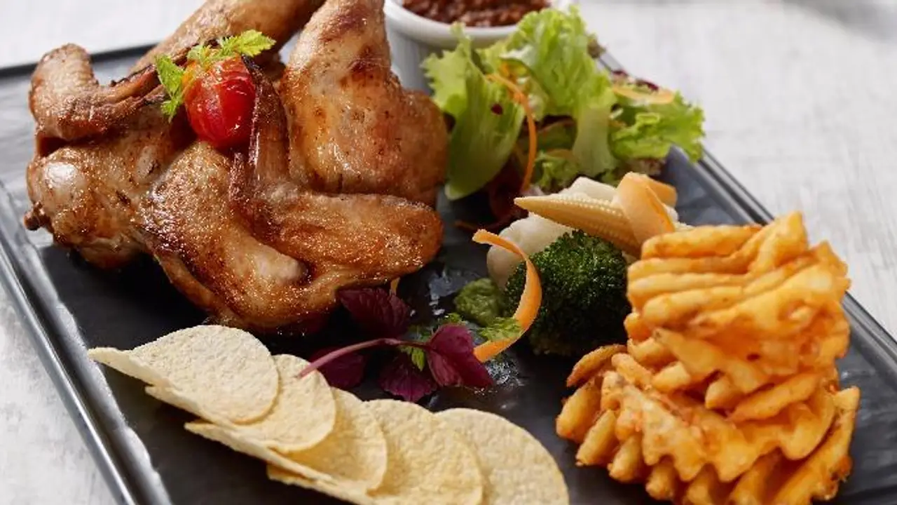 Eatzi Gourmet Bistro - SAFRA Yishun, Singapore, 