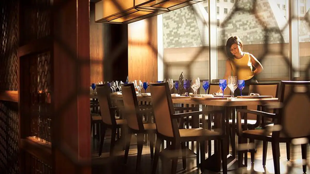 Edge Food Theatre, Singapore, 