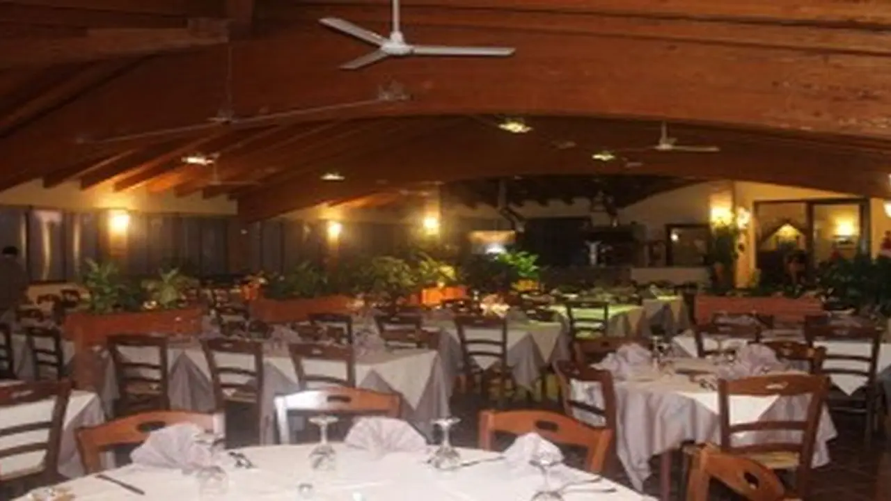 Ristorante "Al Maneggio", Milan, LO