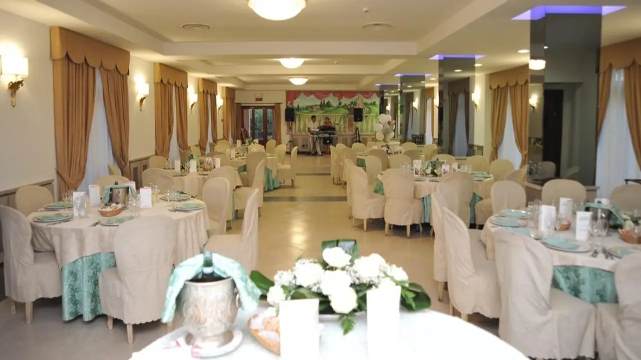 Restaurant Villa Icidia, Rome, LA