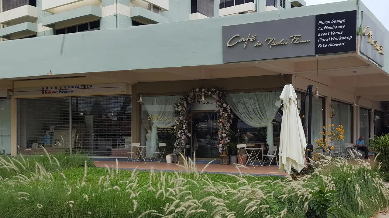 Cafe De Nicole’s Flower, Singapore, 