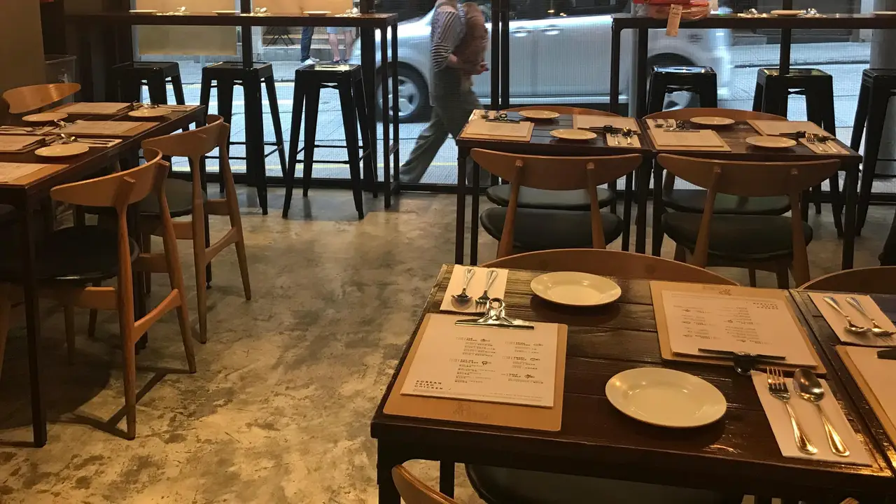 Uncle Padak, Hong Kong, 