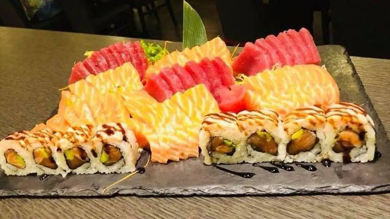 Fashion Wok, Naples, CM