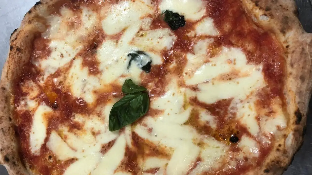 Add'ù Fratemo Trattoria e Pizzeria, Naples, CM