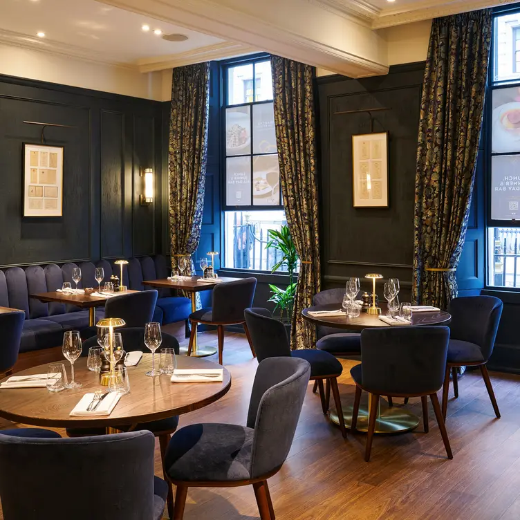 Searcys Bar and Brasserie at Westminster Updated 2025, Modern