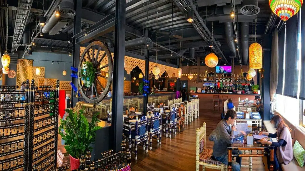 淇里思印度餐廳 CHILLIESINE 台中崇德店, Taichung City, TXG