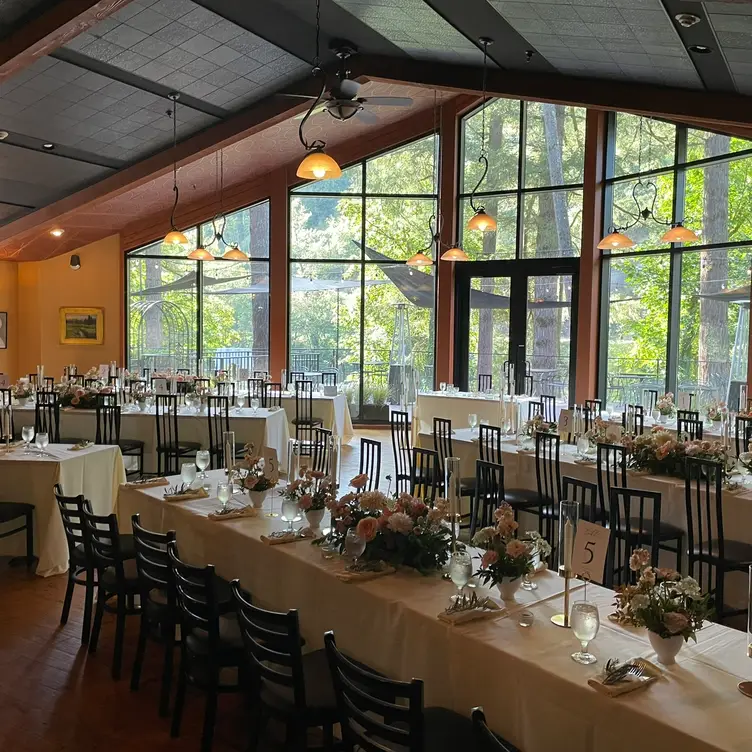 Riverview Restaurant, Troutdale, OR
