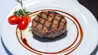 Una foto del restaurante C&W Steakhouse