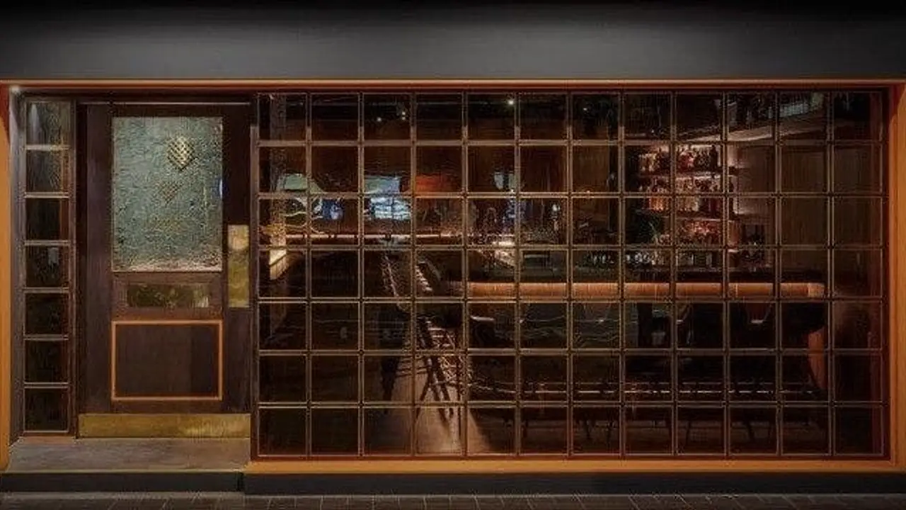 Charlie's Sports Bar Taipei, Taipei City, 