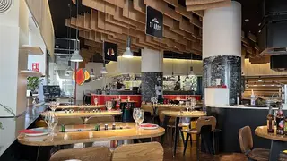 Una foto del restaurante YAKITORO Reina