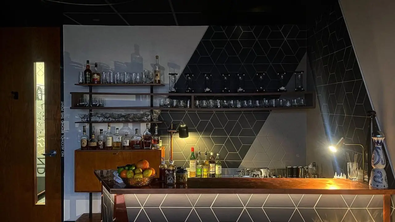 AMPERSAND SPEAKEASY - AMPERSAND, Boise, ID