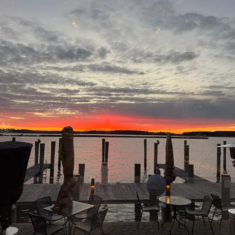 Bridges Restaurant - MD, Grasonville, MD