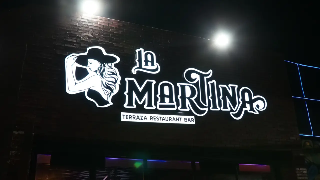 La mejor comida de Mar y Tierra Sinaloense. - La Martina Terraza Restaurant Bar, Reynosa, TAM