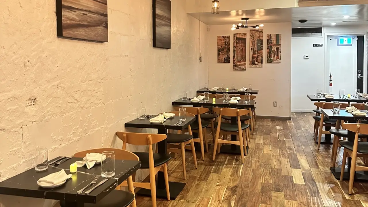Armonia Pasta Bar, Toronto, ON