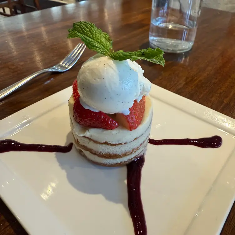 Bianco Rosso Restaurant, Wilton, CT