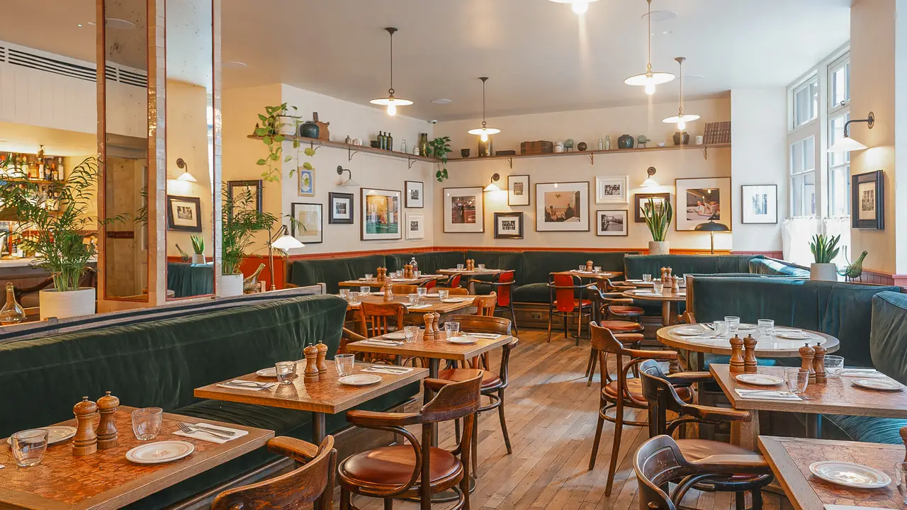 Classic British dining at Old Queen Street Cafe - Old Queen Street Cafe, London, Greater London