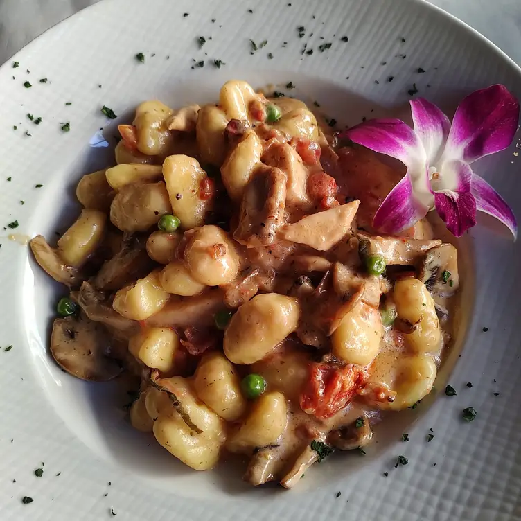 Gratzzi Grille, St. Petersburg, FL