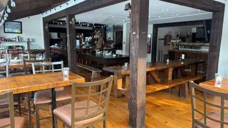 Una foto del restaurante Omakase at the Tavern