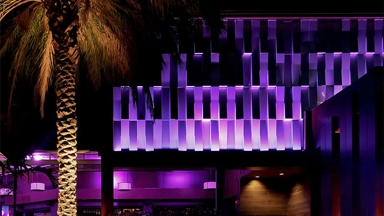 The Tuck Room-North Miami, North Miami Beach, FL