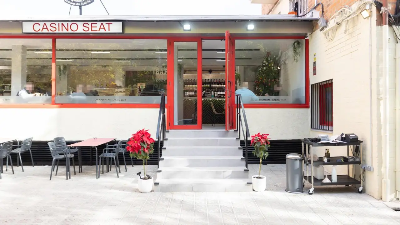 Las Palmeras - Casino Seat, Barcelona, Barcelona