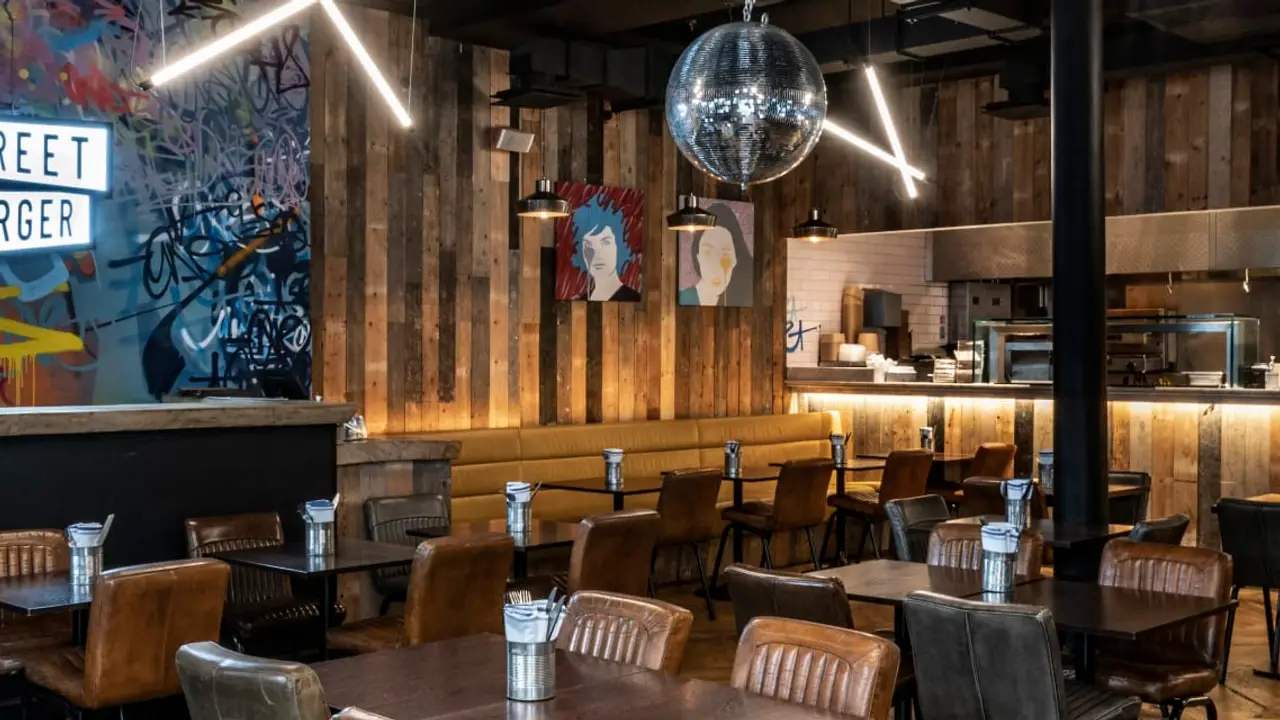 Gordon Ramsay Street Burger — Charing Cross Road, London, Greater London